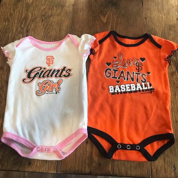2 San Francisco Giants Baseball One piece sz 12M - Picture 1 of 4
